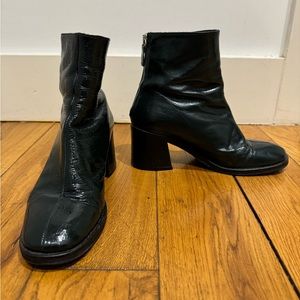 MIISTA London patent dark green boots